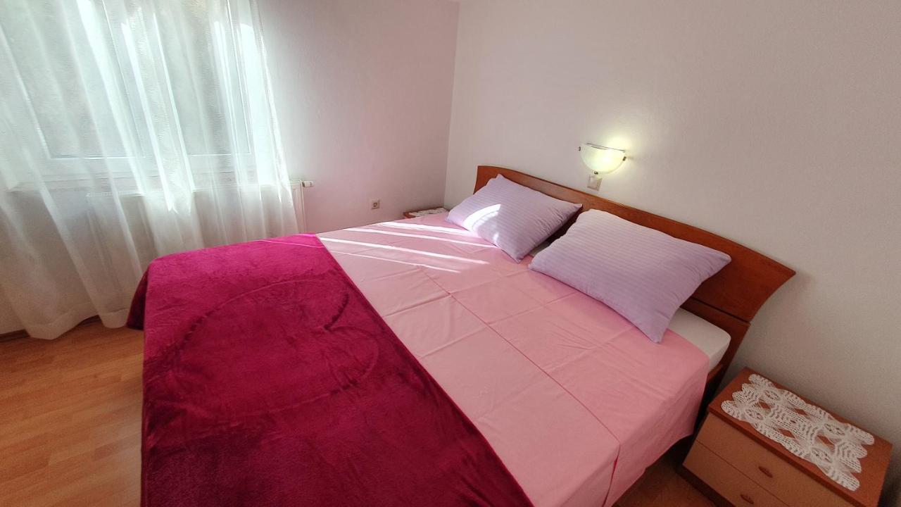 Apartment Nevenka Krk Town Εξωτερικό φωτογραφία