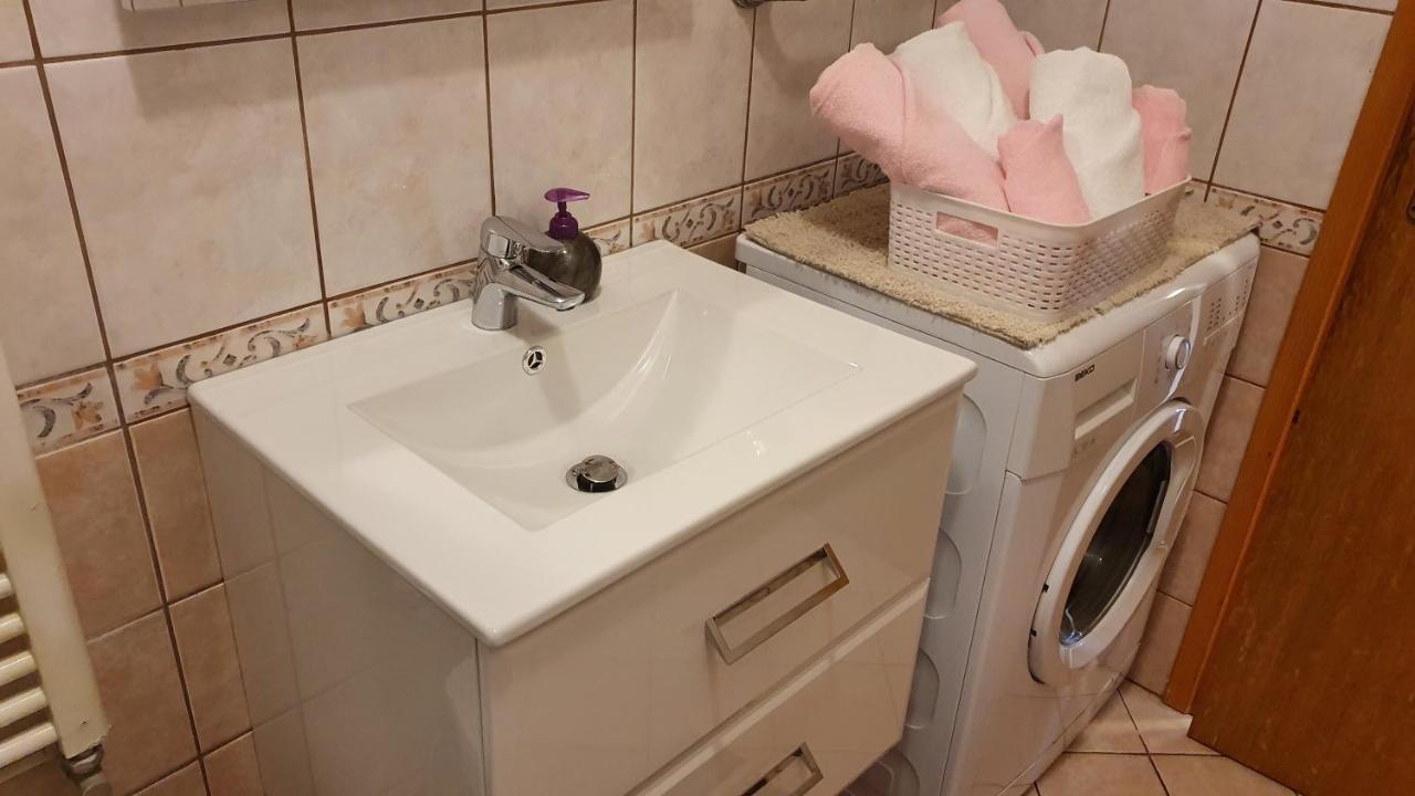 Apartment Nevenka Krk Town Εξωτερικό φωτογραφία
